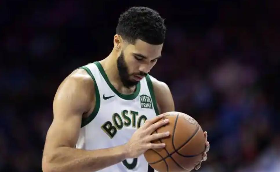 九游体育社区-关于塔图姆连续三场比赛得分超过败北Ming连续十场比赛得分超过败北，这操作让人直呼：今晚波尔图调整名单以备英超的信息